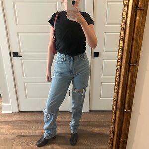 Abercrombie curve love ultra high rise 90s straight jean, in x-long size 29
